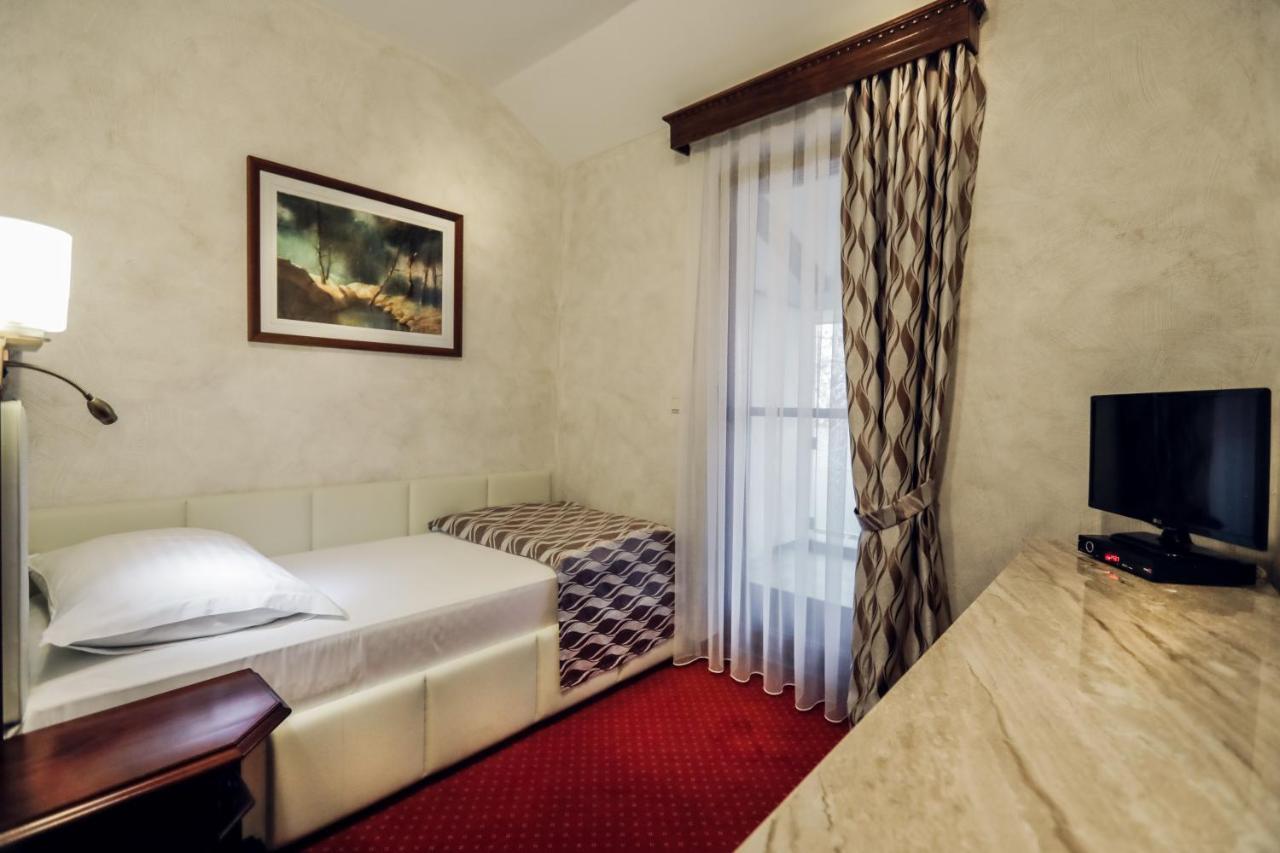 Hotel Dunav 이록 외부 사진