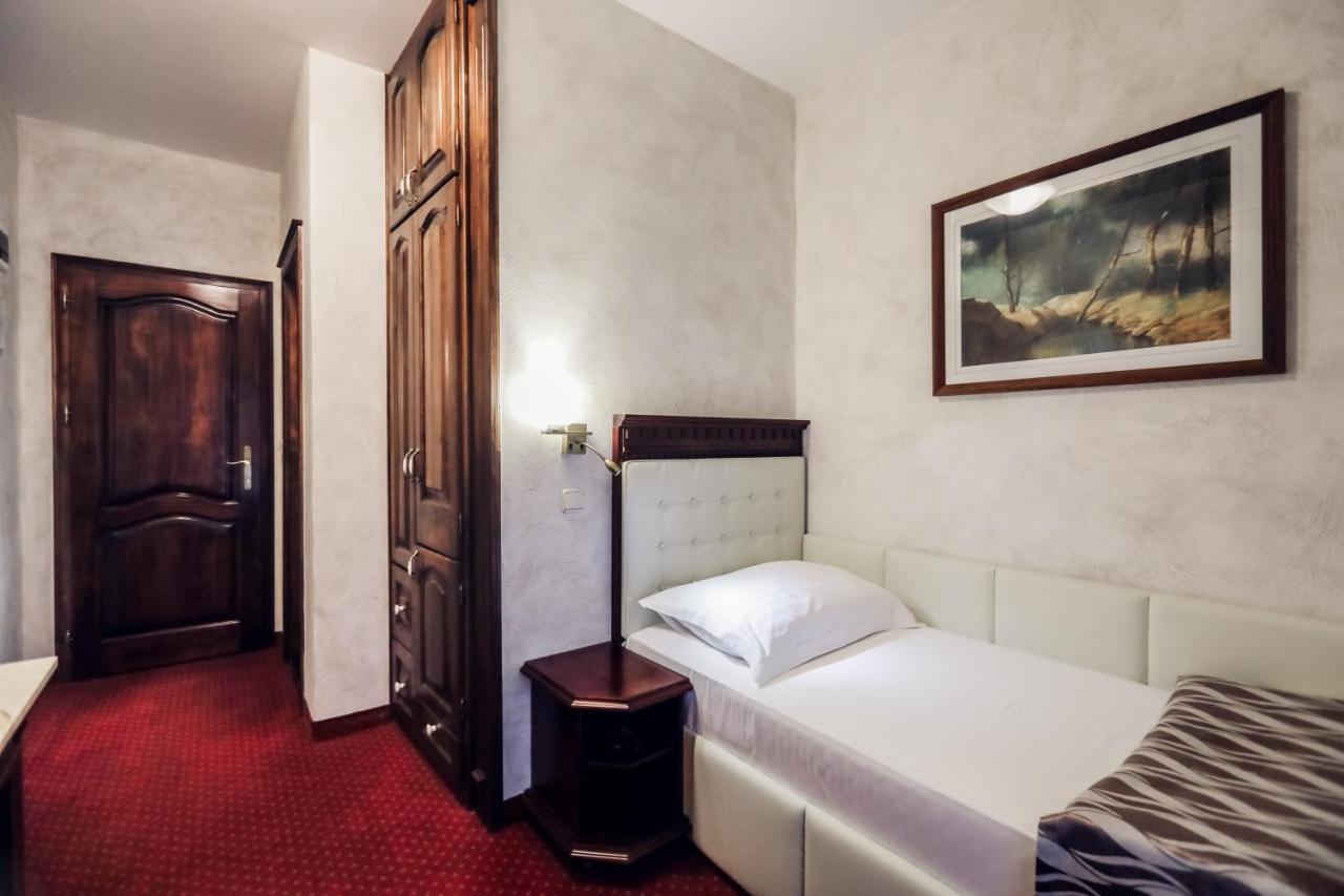 Hotel Dunav 이록 외부 사진